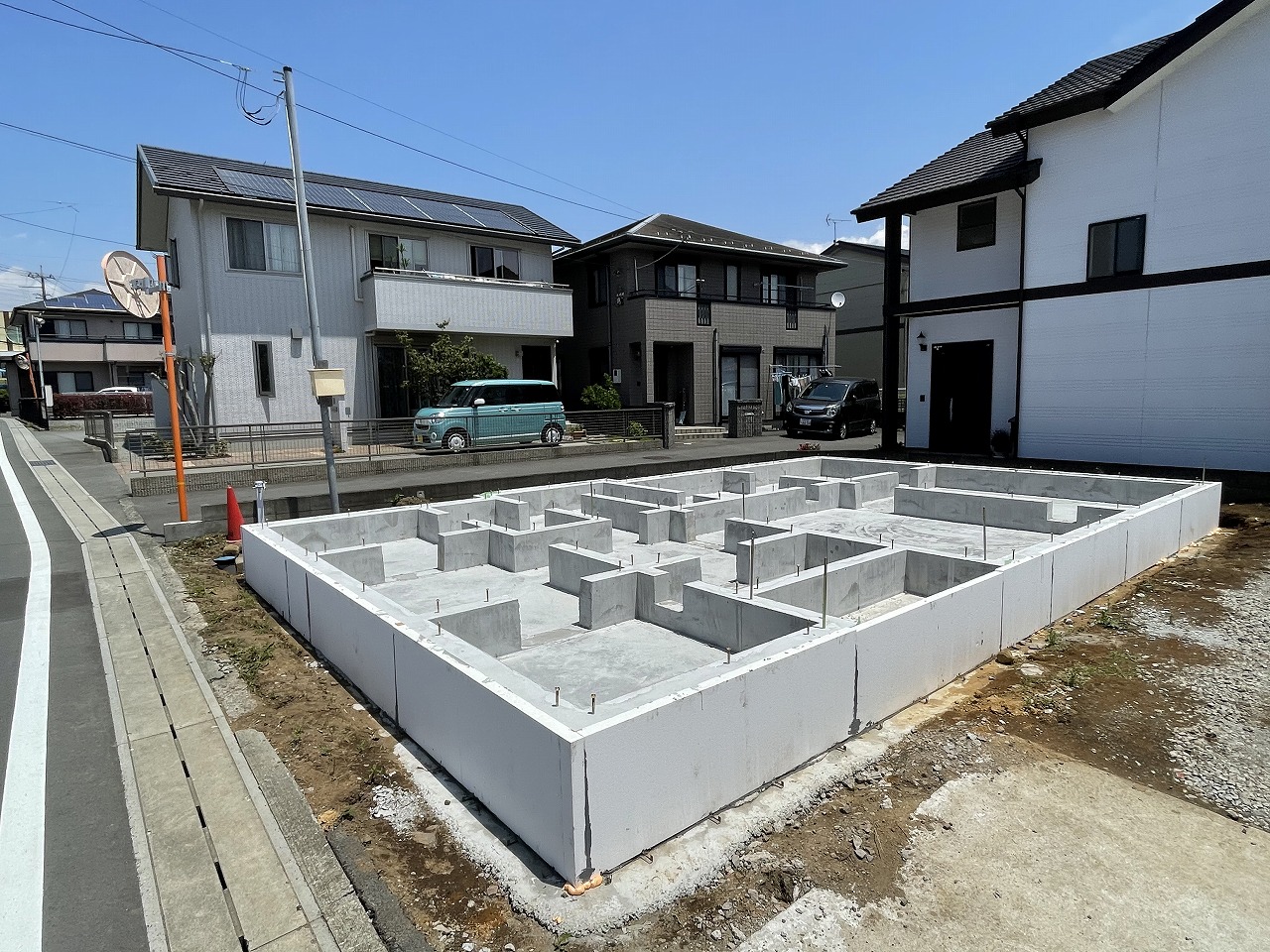 【構造】ベタ基礎一体打ち - 中西工務店 グリーン＆サスティナブル｜沼津市・三島市を中心に静岡県東部地域で注文住宅・リフォームのデザイン設計施工